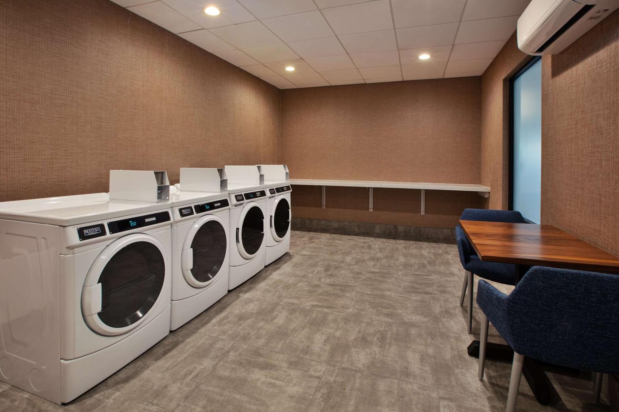 Hampton Inn & Suites Spartanburg-I-26-Westgate Mall Buitenkant foto